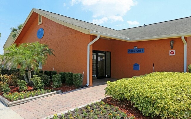 Southern Oaks Residences