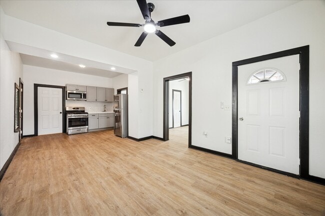 Photo - 502 Gregg St