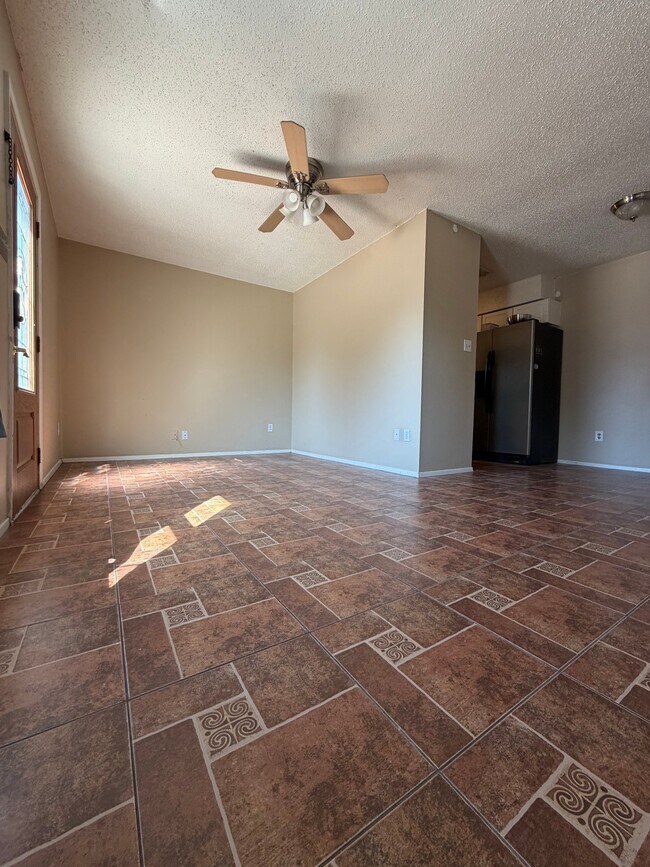 801 Ranch Rd Unit B