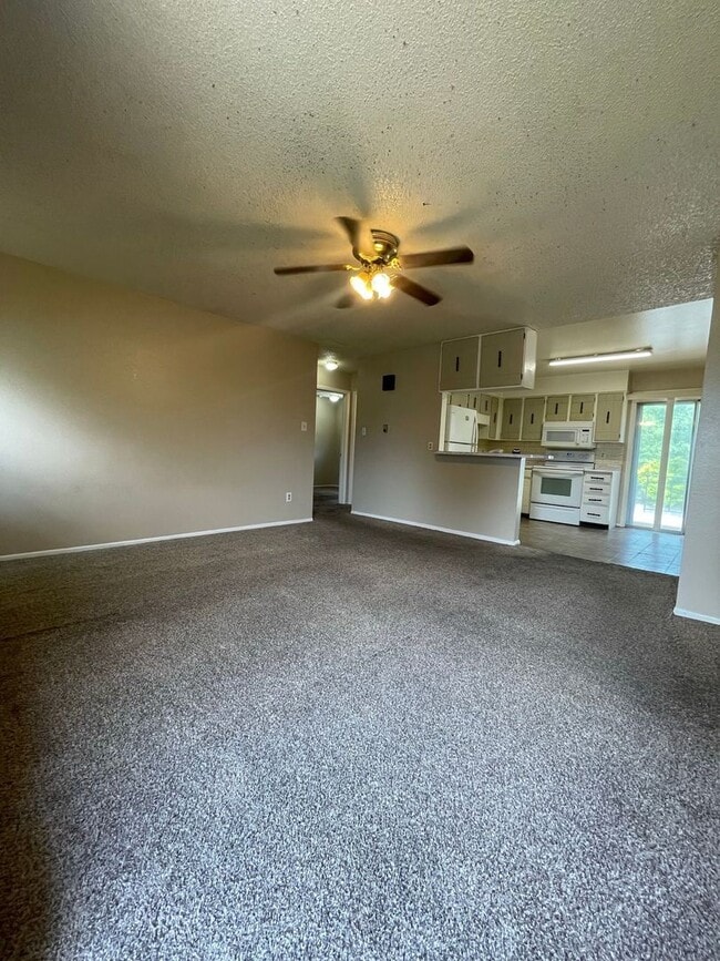 Photo - 325 Ruskin Dr Apartment Unit 325RD3