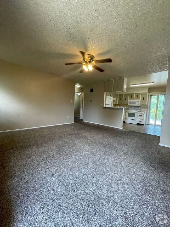 Building Photo - 325 Ruskin Dr Unit 325RD3 Rental