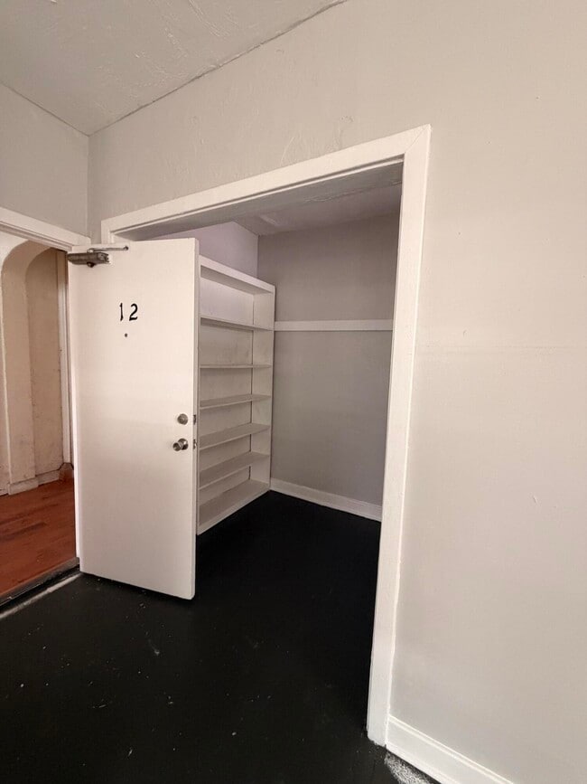 Photo - 523 24th St Unidad 12