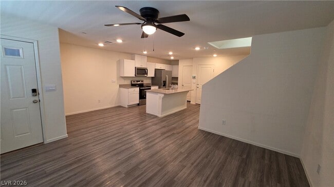 Photo - 3721 Celesta Vis Ave