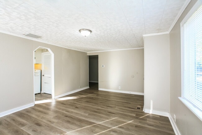 Photo - 903 Jackson St