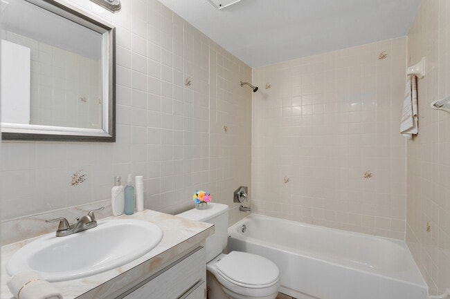 Photo - 3215 Pershing St