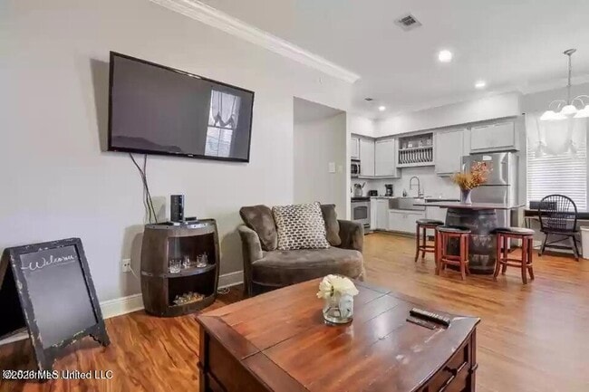 Photo - 699 Dunbar Ave Unit 304