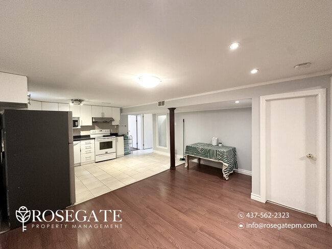Photo - Spacious 2-Bedroom Basement Apartment with 2 Bathrooms & Internet Included – Scarborough Unit 2
