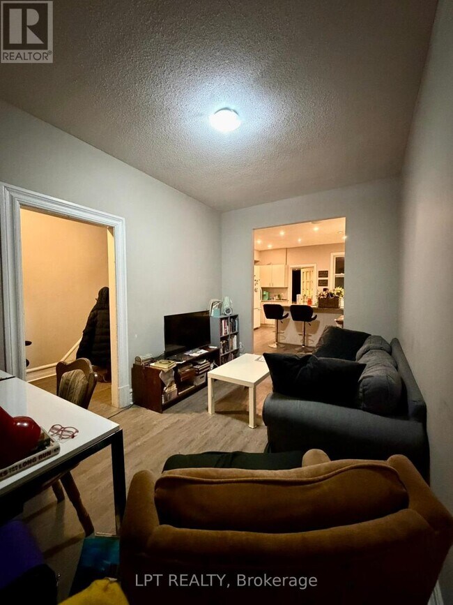 Photo - 342 Sunnyside Ave