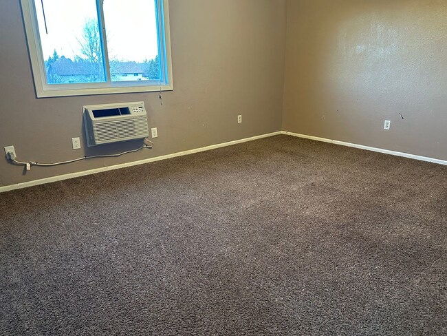 Photo - 2511 Farnum St Unidad 2511 Farnum Street #2