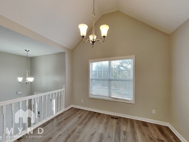 Photo - 17 Richmond Dr