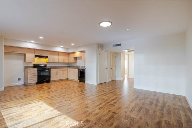 Photo - 1466 Tamarind Ave Unidad 103