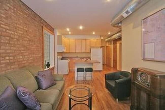 Building Photo - 1 bedroom in Chicago IL 60613 Unit 2B Rental