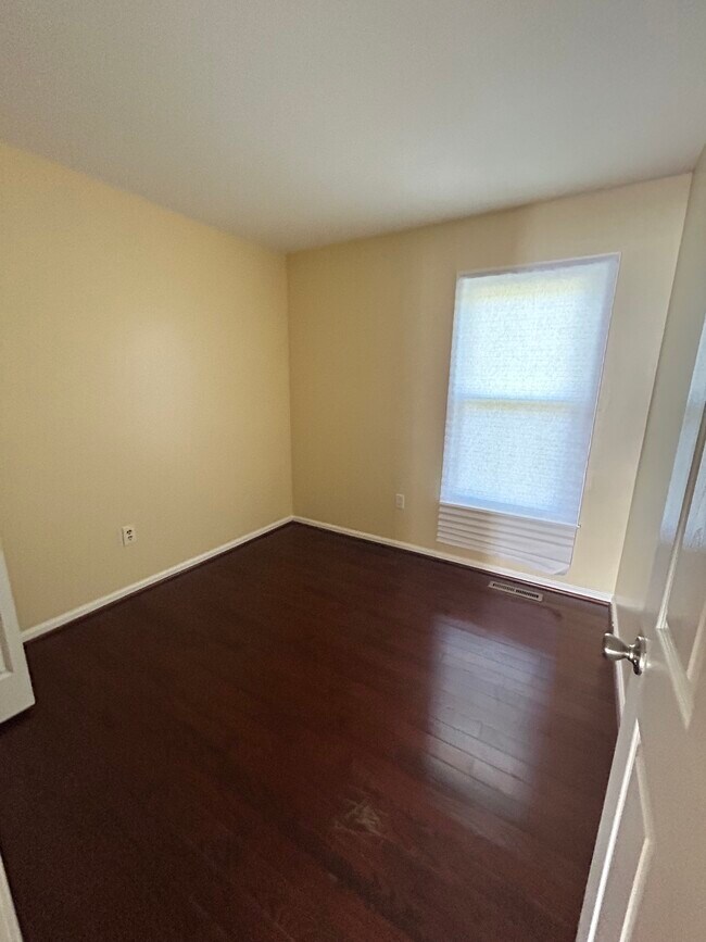 14142 Angelton Terrace Townhome Townhome Rental in Burtonsville MD