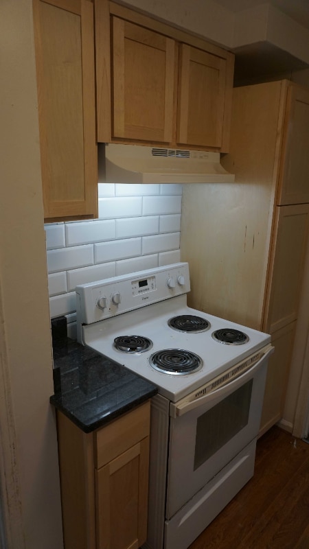 Photo - 15430 Norborne Ave