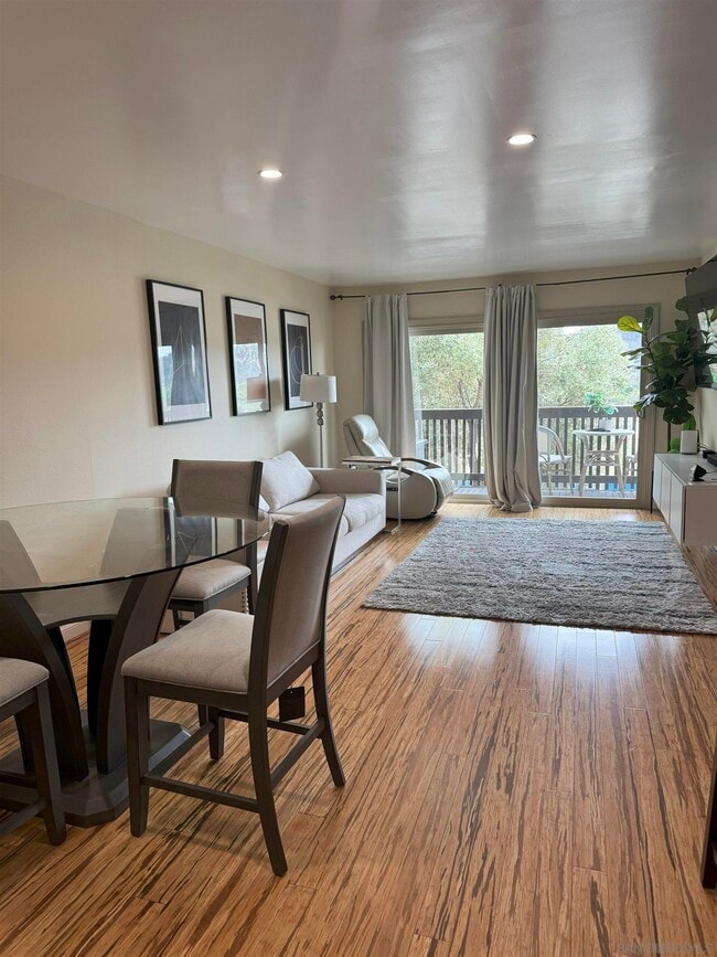 Building Photo - 6202 Friars Rd Unit #204 Rental