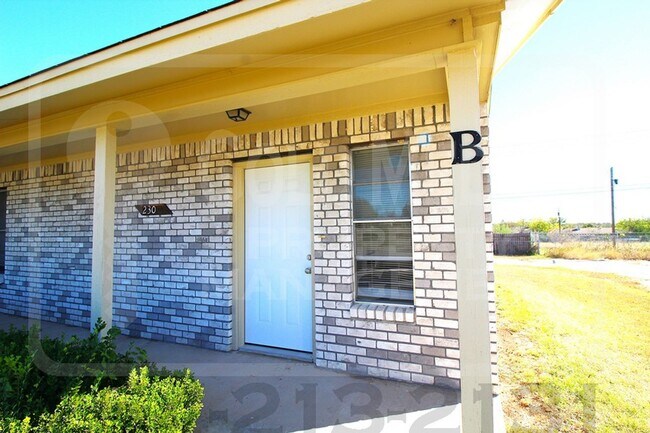 Photo - 2302 Hunt Dr Unit B