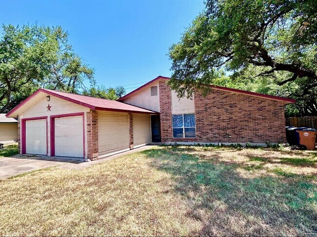 Building Photo - 8802 Pineridge Dr Rental