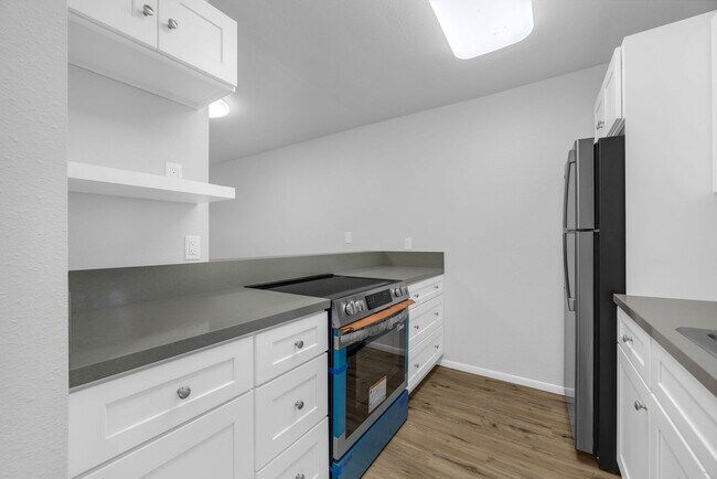 Photo - Fully Remodeled 2-Bedroom, 2-Bath Condo – Keonekai Villages #27-105
