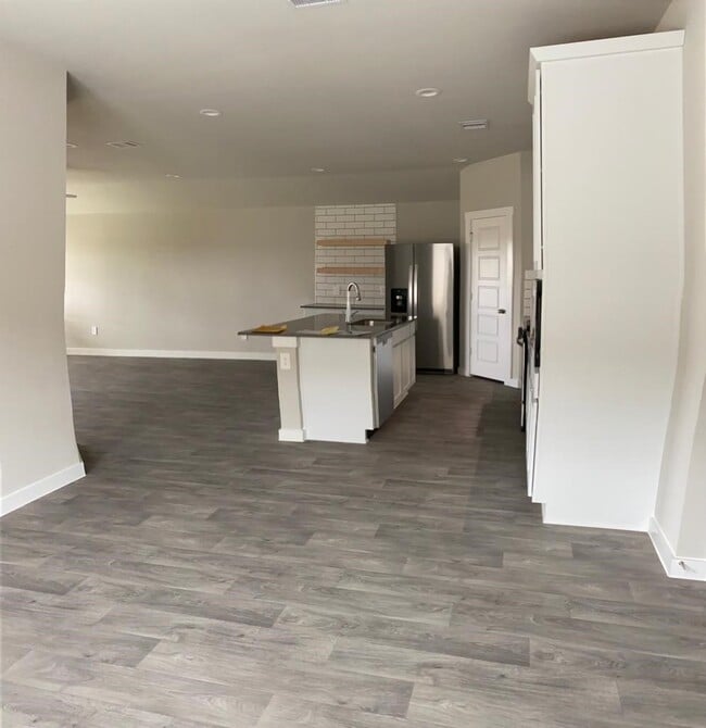 Photo - 2808 Gunnersbury Dr