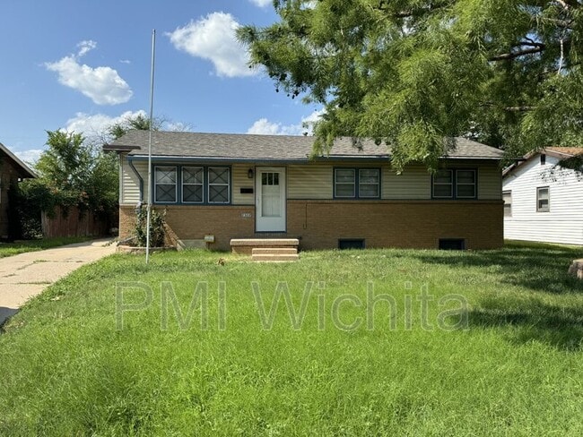 Photo - 2322 W 29th St S