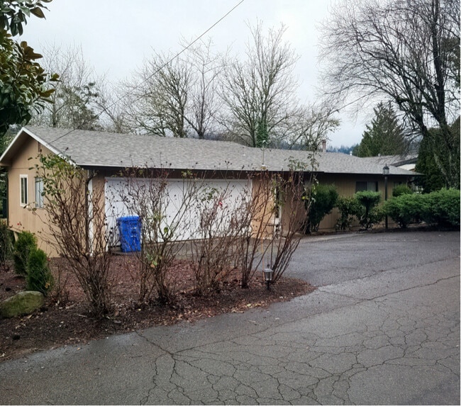 Photo - 5819 SW Boundary St