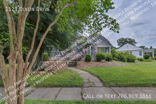 Photo - 1521 S Dixon Dr