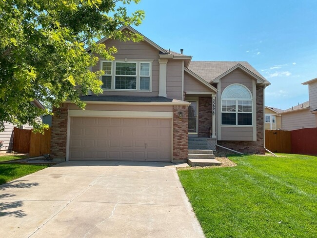 Building Photo - Wonderfully updated and maintained 3 bedro... Rental