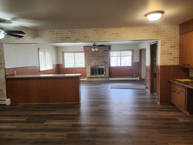 Photo - 6404 Cottage Grove Rd Unit 6404