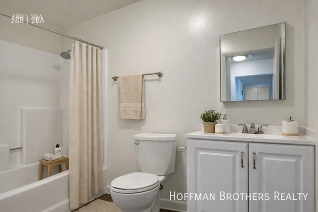 Photo - 1012 E Acacia Ave Unidad 102