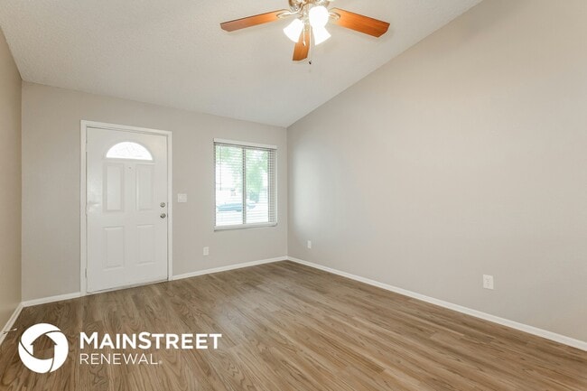 Photo - 7619 W Hope Dr