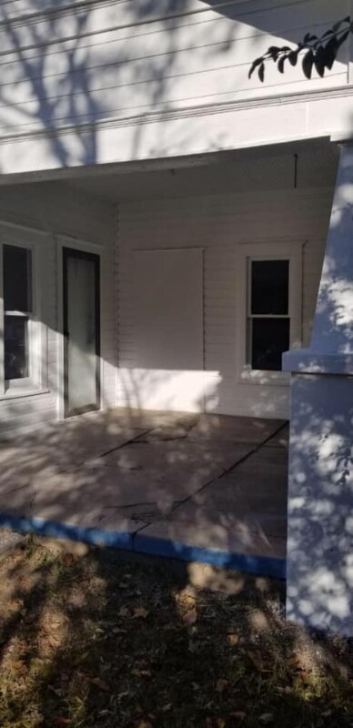 Photo - 641 N Broadway Ave House