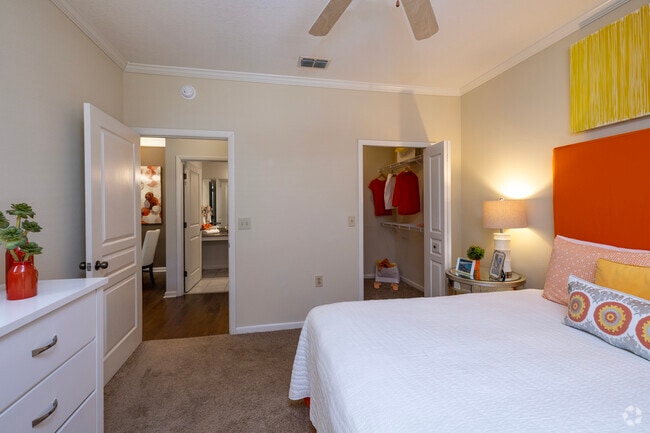 Chelan 2BR, 2BA - 1,132SF - Bedroom