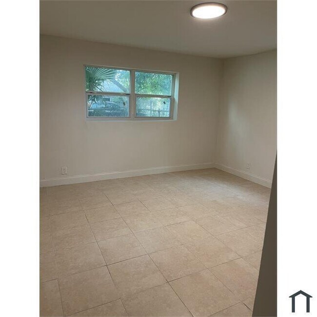 Photo - 531 21st St Unidad B
