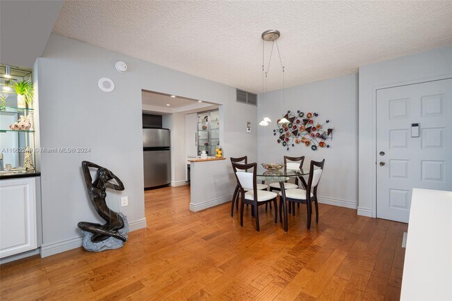 Photo - 1201 S Ocean Dr Unit #907N