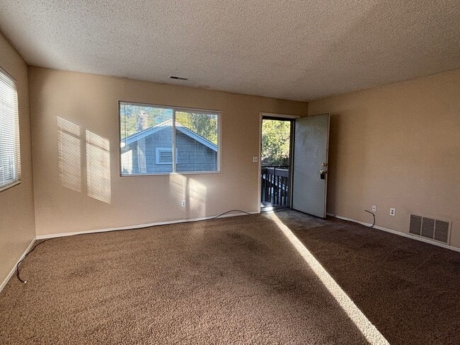 Photo - 405 Bonfoy Ave Unit 407 Bonfoy Ave