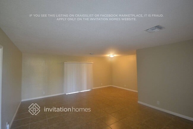 Photo - 2464 SW 8th St