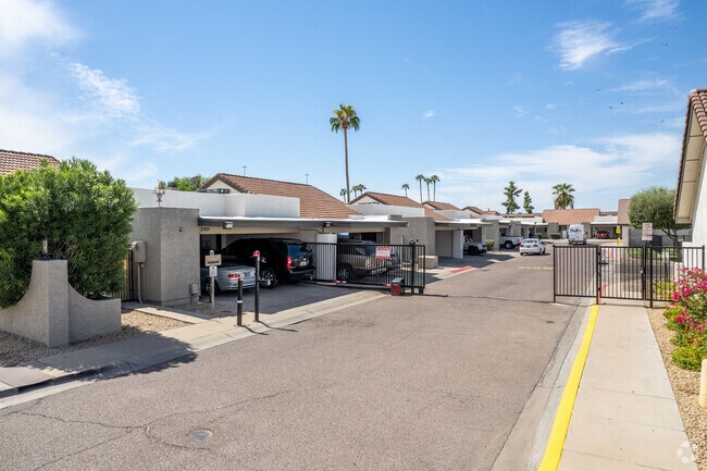 Photo - La Casa Ilusion