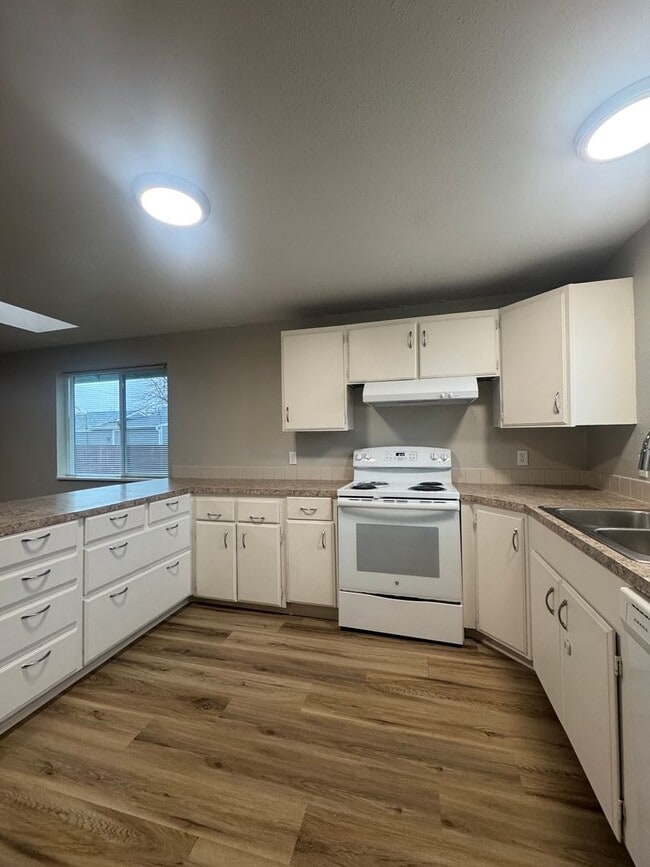 Photo - (HUD 414) 2 Bed/1Bath Home