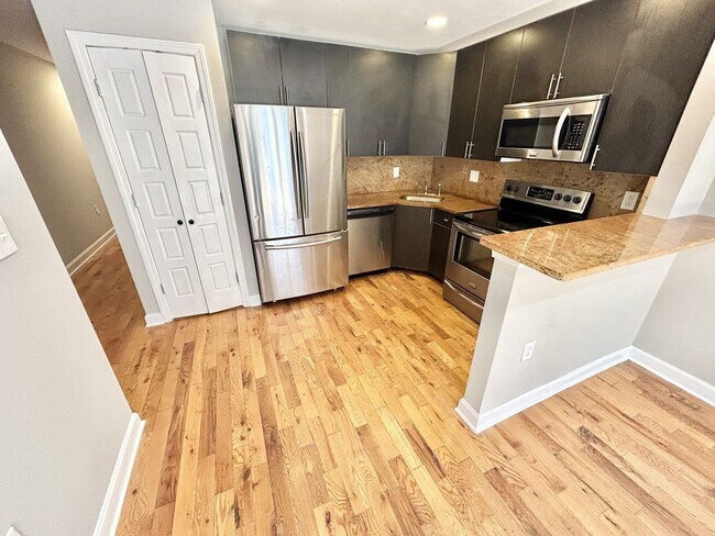 Photo - 439 Wiota St Unidad A