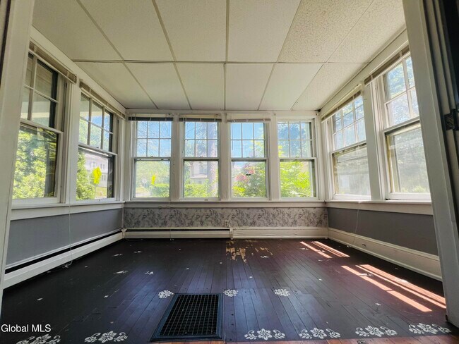 Photo - 57 S Main Ave Unit 1