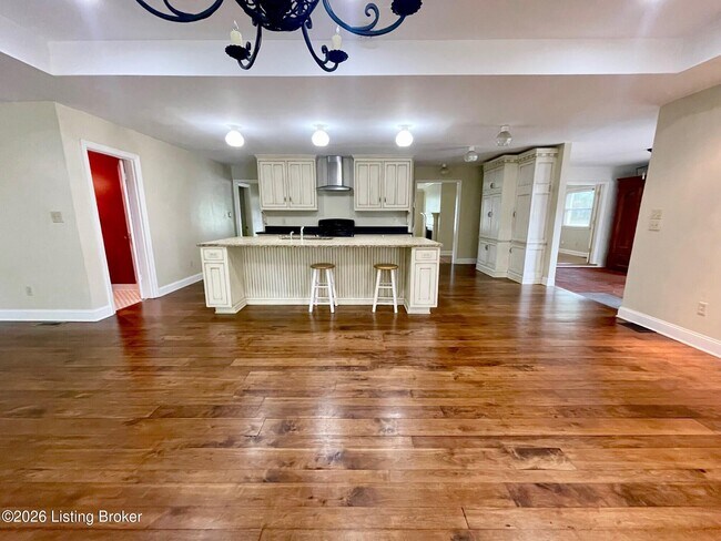 Photo - 106 Spruce Ln