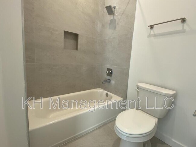 Photo - 2020 N 22nd St