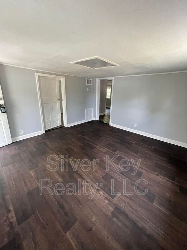 Photo - 1209 Hilltop Dr NE