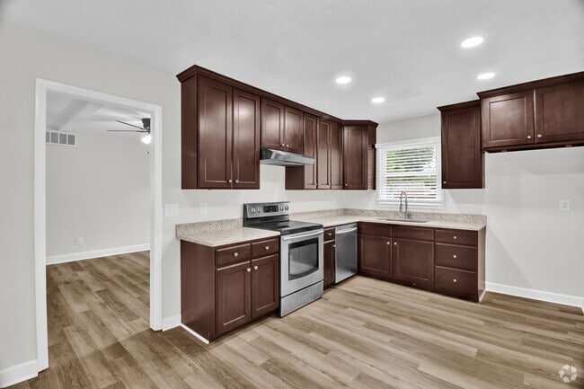 Building Photo - 3 Lord Foxley Ct Rental