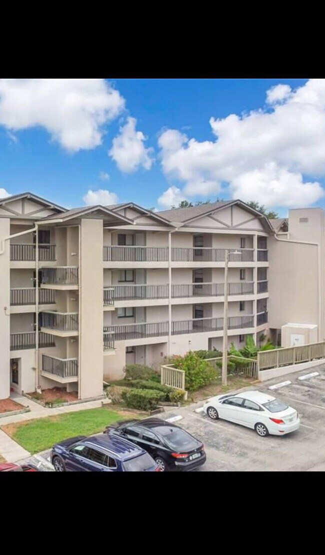 Building Photo - 1054 Lotus Cove Ct Unit 625