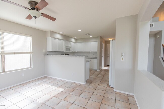 Photo - 18033 N Skyhawk Dr