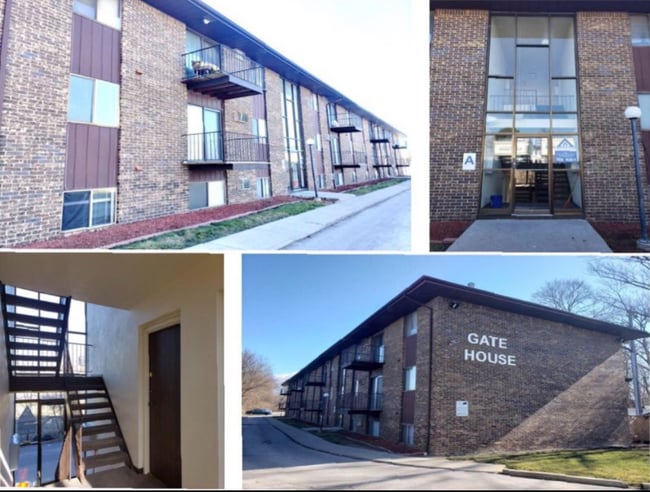 Photo - 2424-2428 TREMAINSVILLE Rd