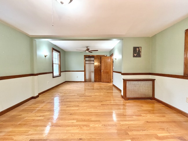 Photo - 26-28-28 Howard St Apartment Unit 28