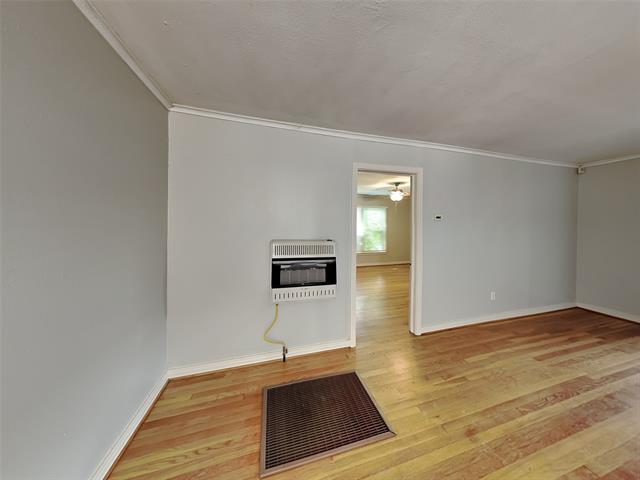 Photo - 3222 Cockrell Ave