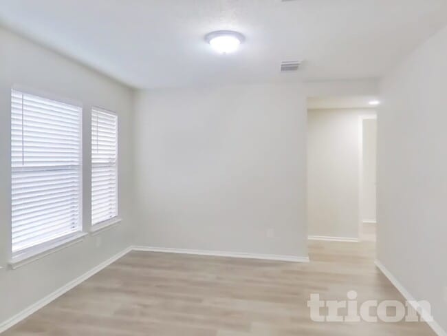 Photo - 6007 Ferrysage Dr